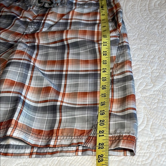 Columbia Board Shorts Mens 30 Plaid Orange Gray Swimsuit Sportswear Preppy - Picture 7 of 16